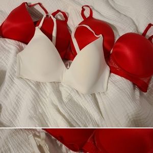 White Victoria secret bra wireless
